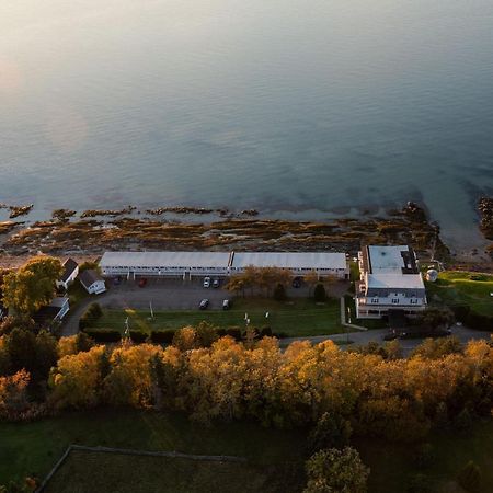 Auberge Sur Mer Notre-Dame-du-Portage Eksteriør billede